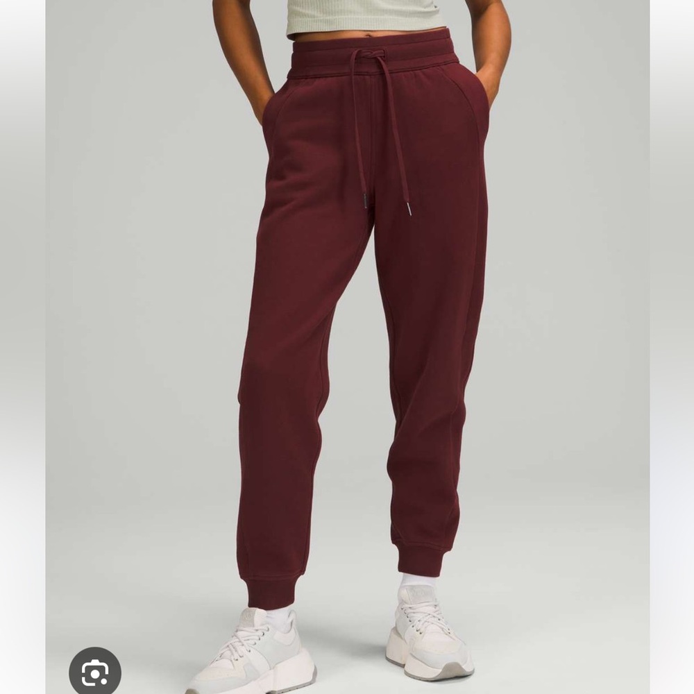 Lululemon | Scuba High Rise Jogger